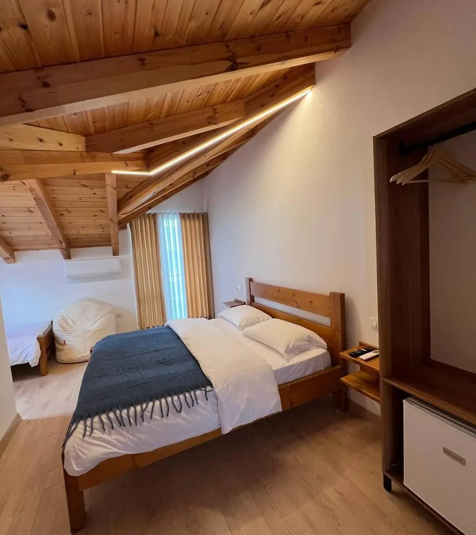 Tringa Guesthouse - Mrizi I Zanave Fishte