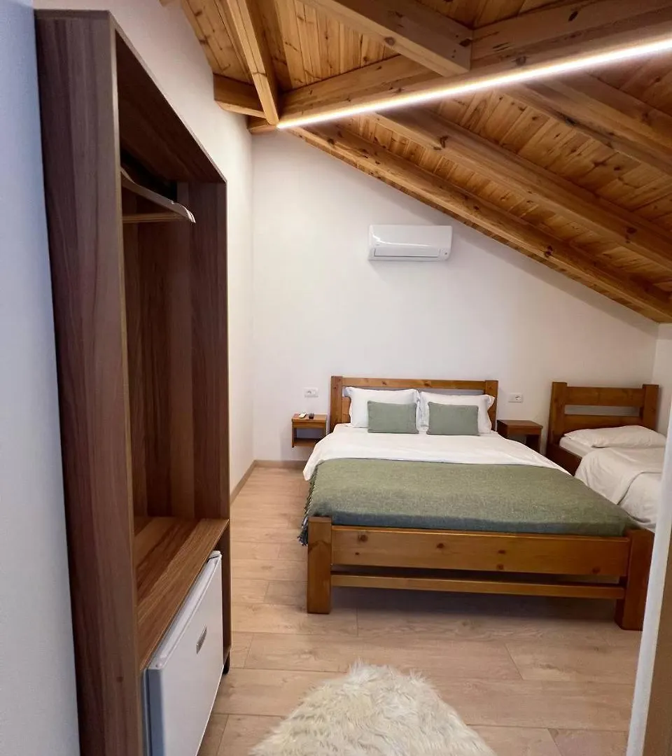 Tringa Guesthouse - Mrizi I Zanave Fishte